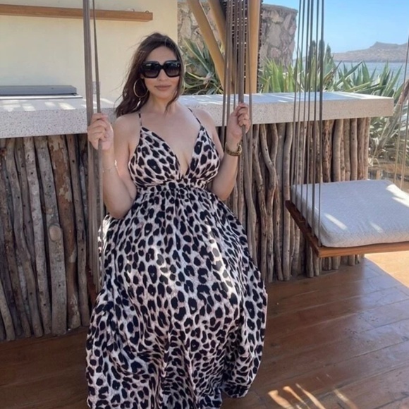 Backless Cheetah Maxi Dress Criss Cross V-Neck - Picture 12 of 16